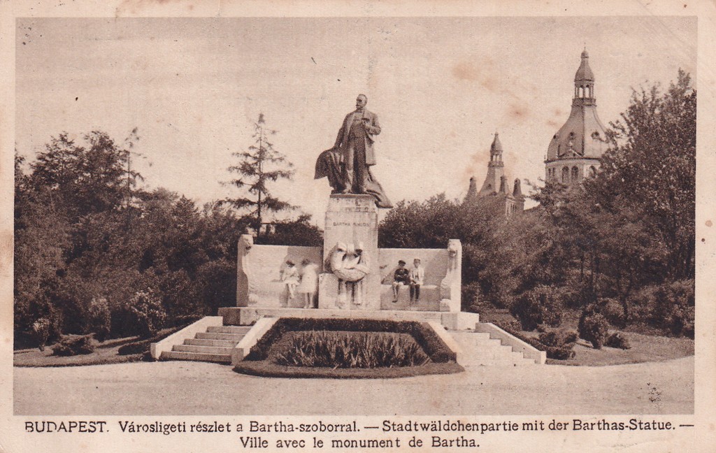 [219] Vrosligeti rszlet a Bartha-szoborral., Budapest